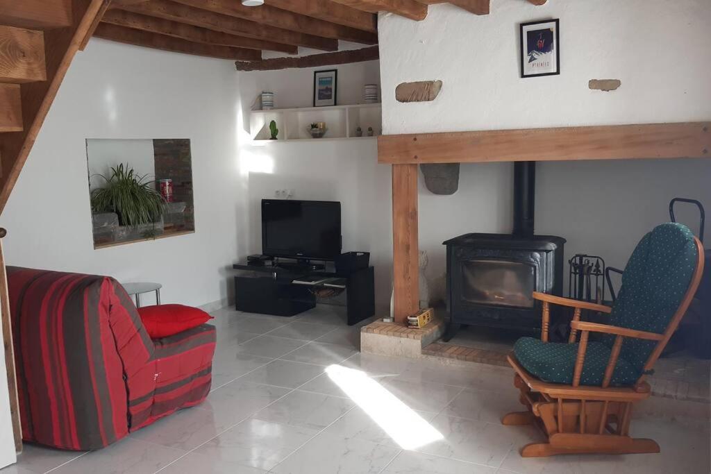 Maison De Campagne Issor Extérieur photo